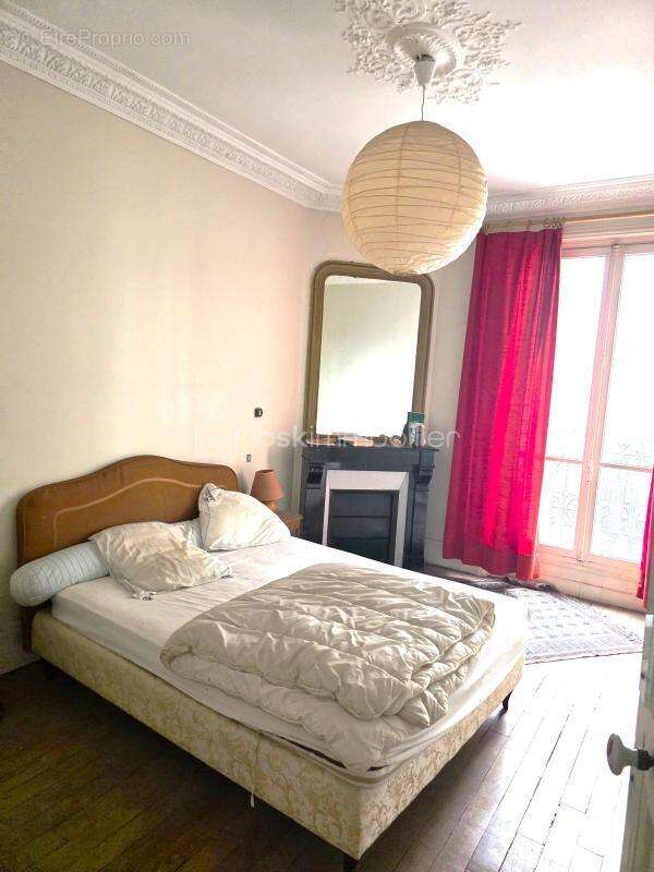Appartement à PARIS-20E