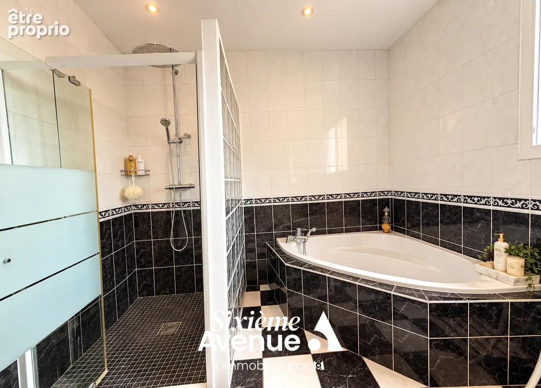 Montbeton - maison de plain-pied avec piscine et grand terrain - photo 12