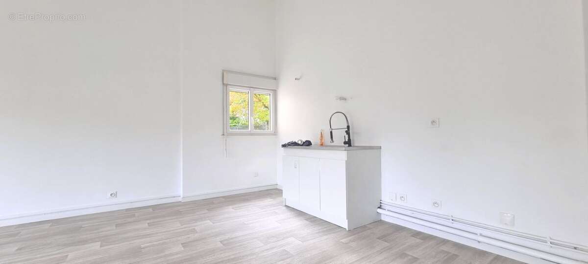 56947553b.jpg - Appartement à PIERREFITTE-SUR-SEINE