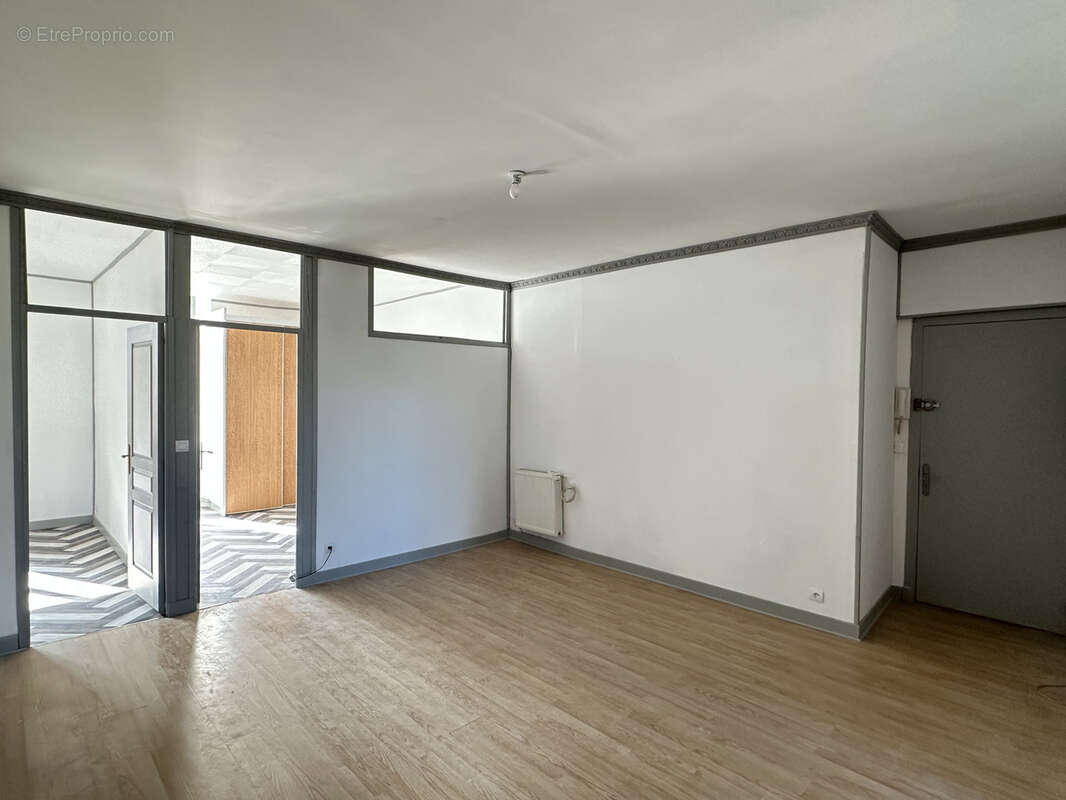 Appartement à OLORON-SAINTE-MARIE