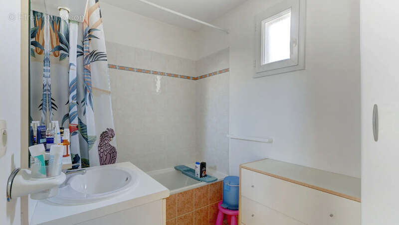 Grand T5 familial 135 m² avec balcons, double garage et cave – Tassin-la-Demi-Lune - photo 6
