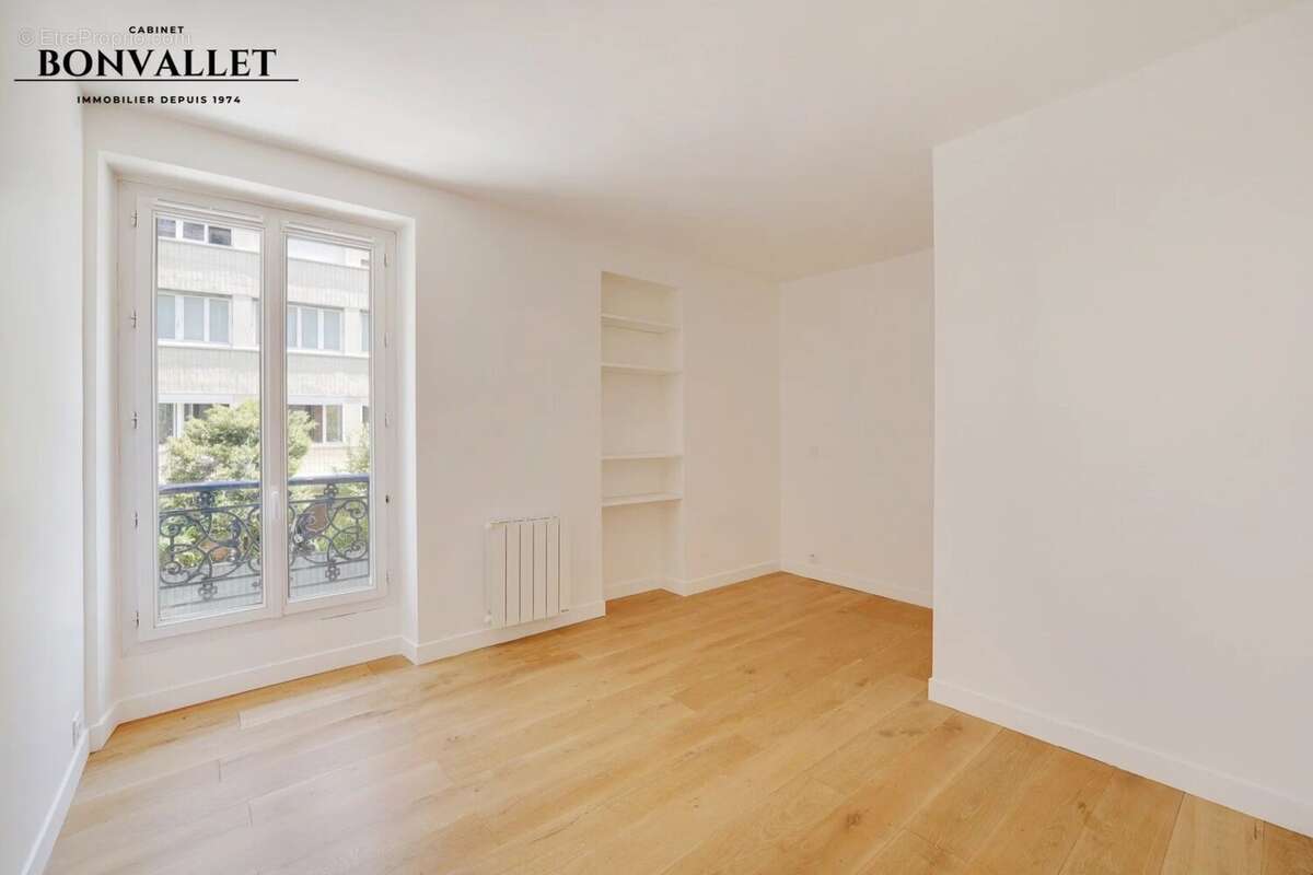 Appartement à PARIS-15E