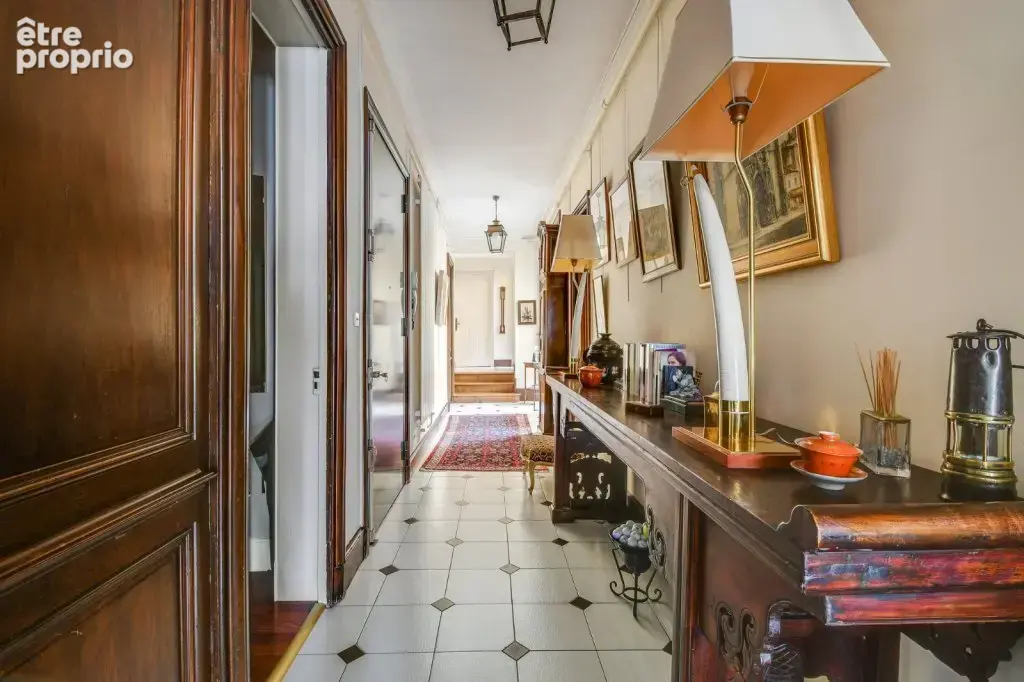Appartement d'exception  de 238 m² avec jardin privatif - photo 4