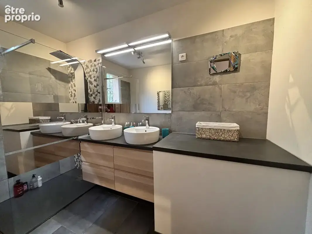 Villa Type 5 FUVEAU sur terrain de 2137m2 - photo 9