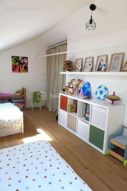 Maison à RIBAUTE-LES-TAVERNES