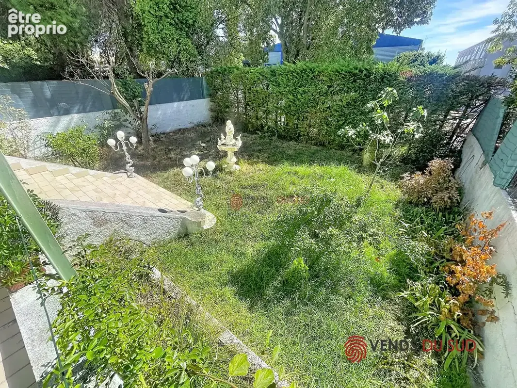 Spacieuse maison familiale avec jardin arboré, terrasses plein sud et garage - photo 12