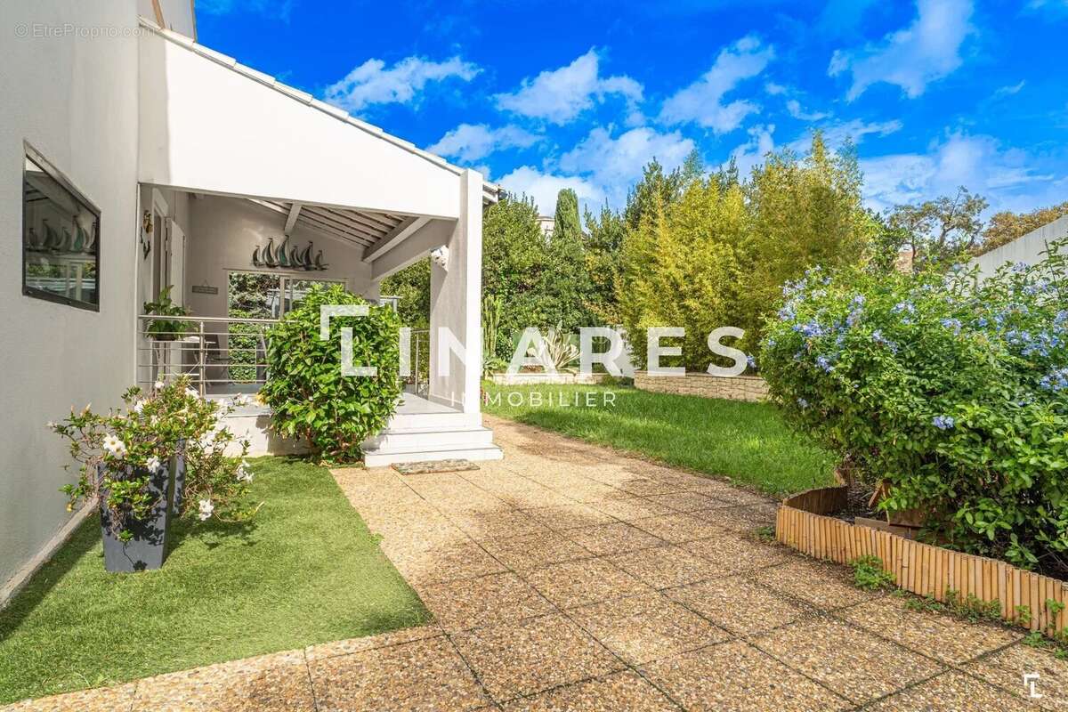 Maison à MARSEILLE-8E