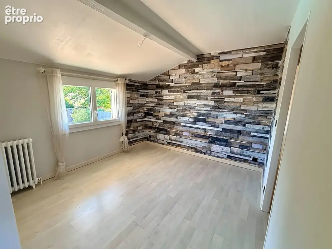 4 CHAMBRES avec garage et jardin - photo 7