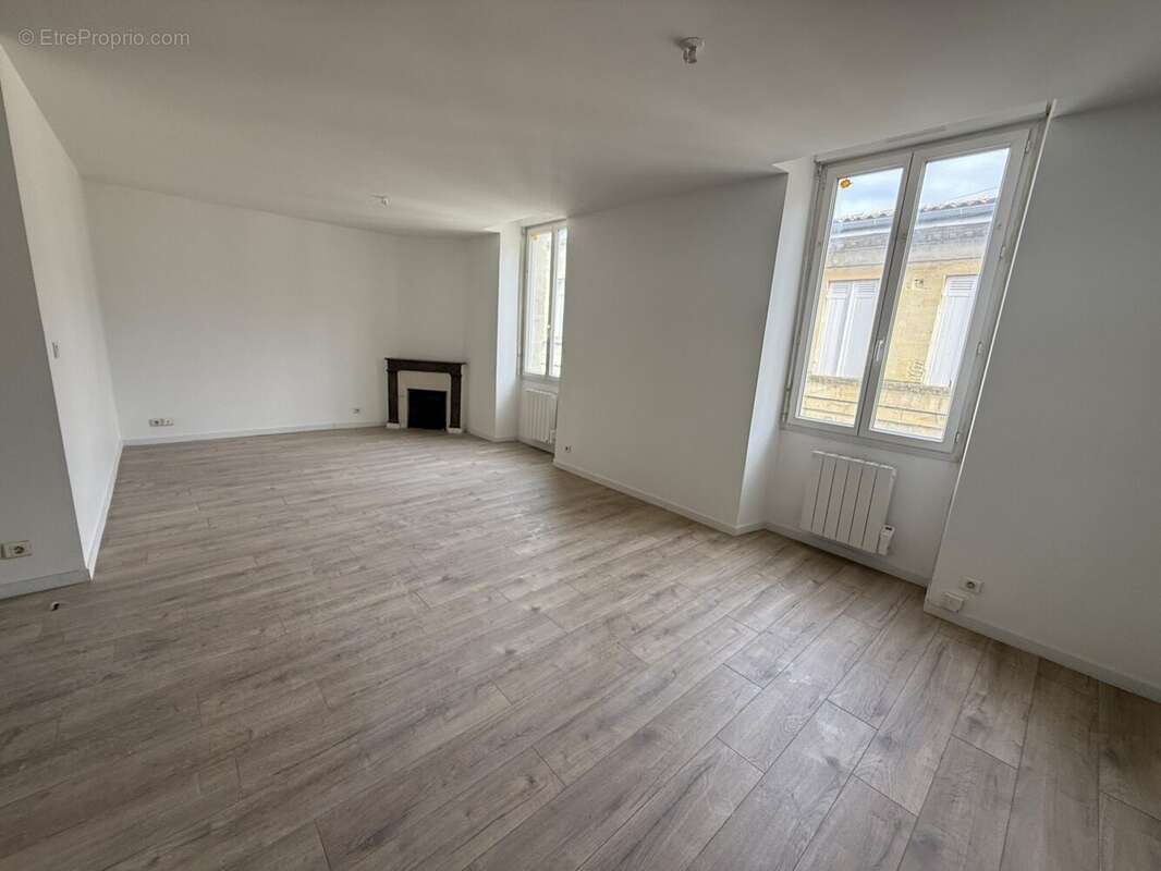 Appartement 60 m² à Bordeaux  - photo 2