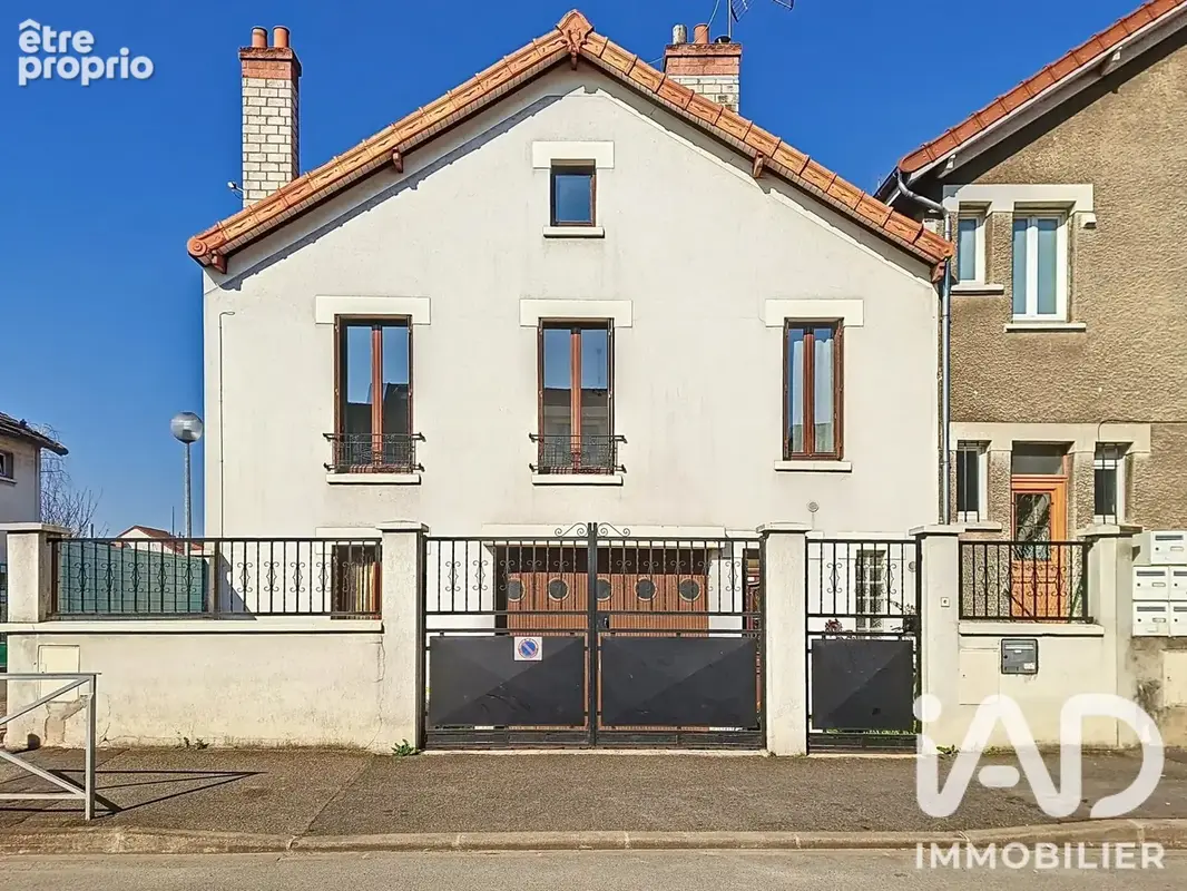 Photo 1 - Maison à L'HAY-LES-ROSES