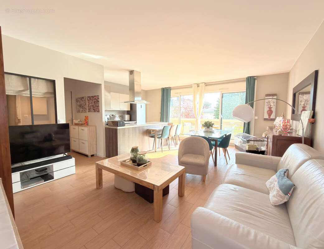 Appartement à RUEIL-MALMAISON