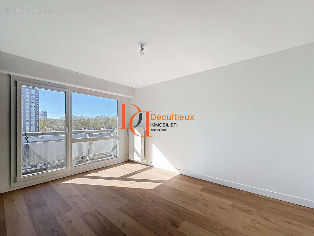 Appartement à VILLEURBANNE
