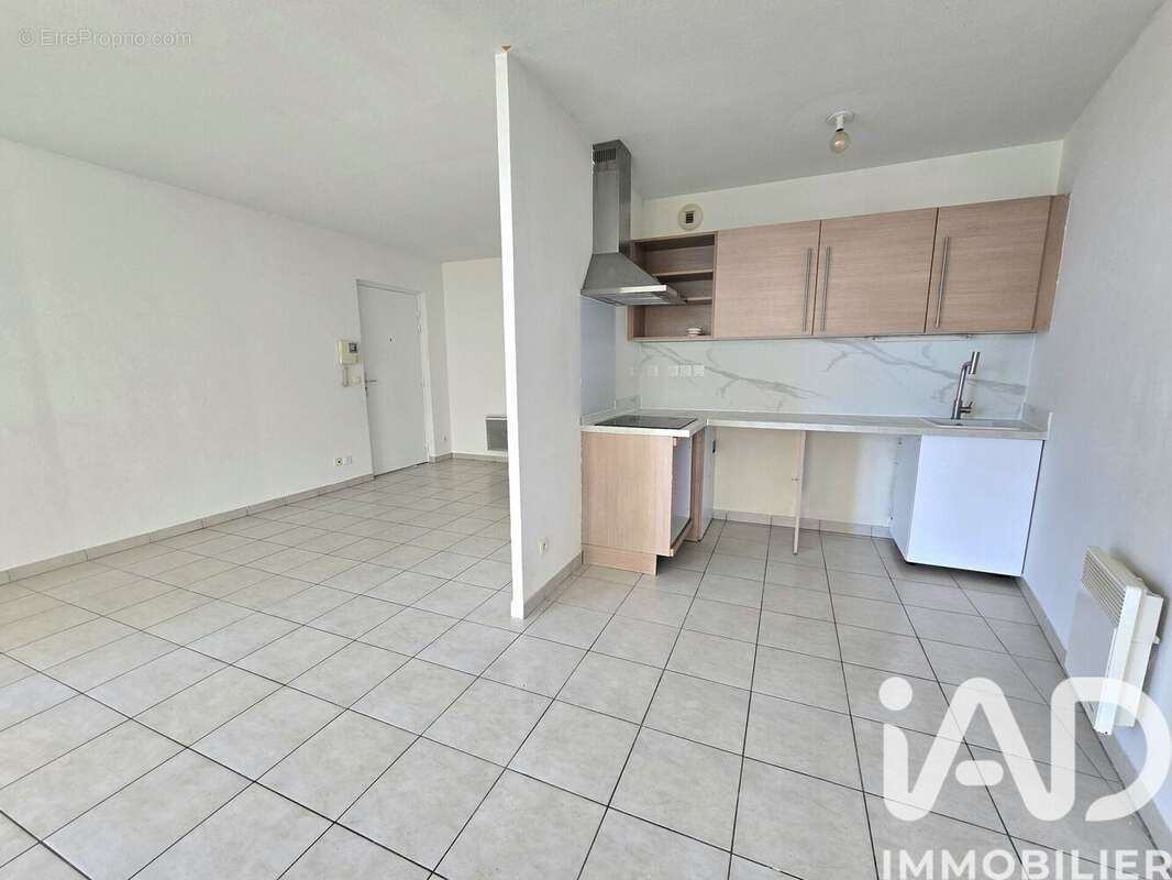 Photo 3 - Appartement à MARSEILLE-2E