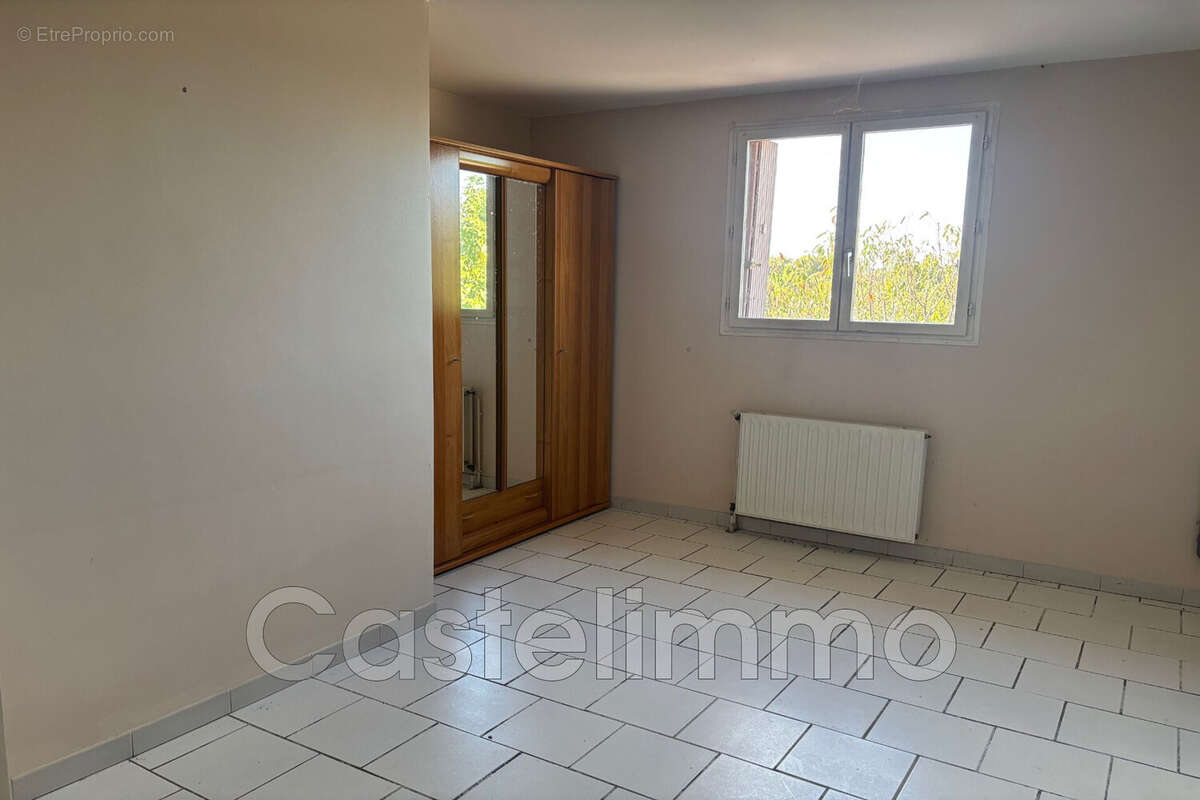 Maison à CASTELSARRASIN