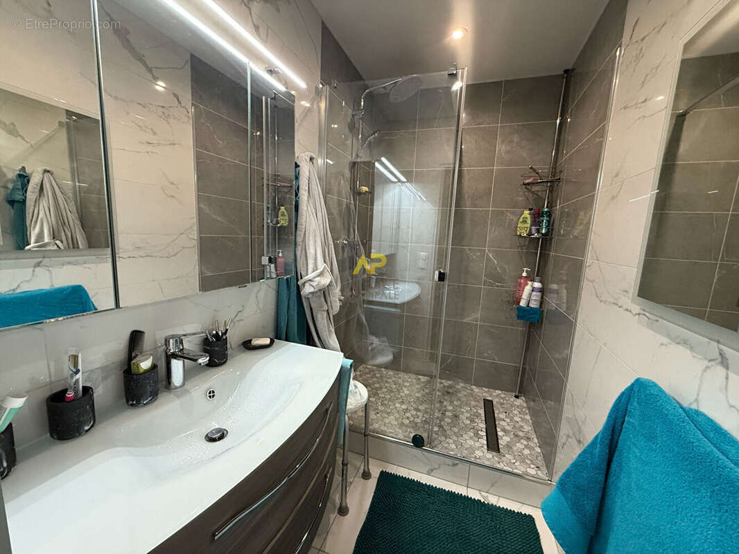 Maison à LA FRETTE-SUR-SEINE