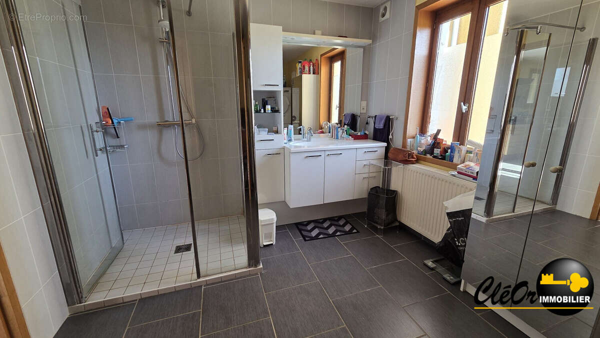 Maison à MOUTHIER-EN-BRESSE