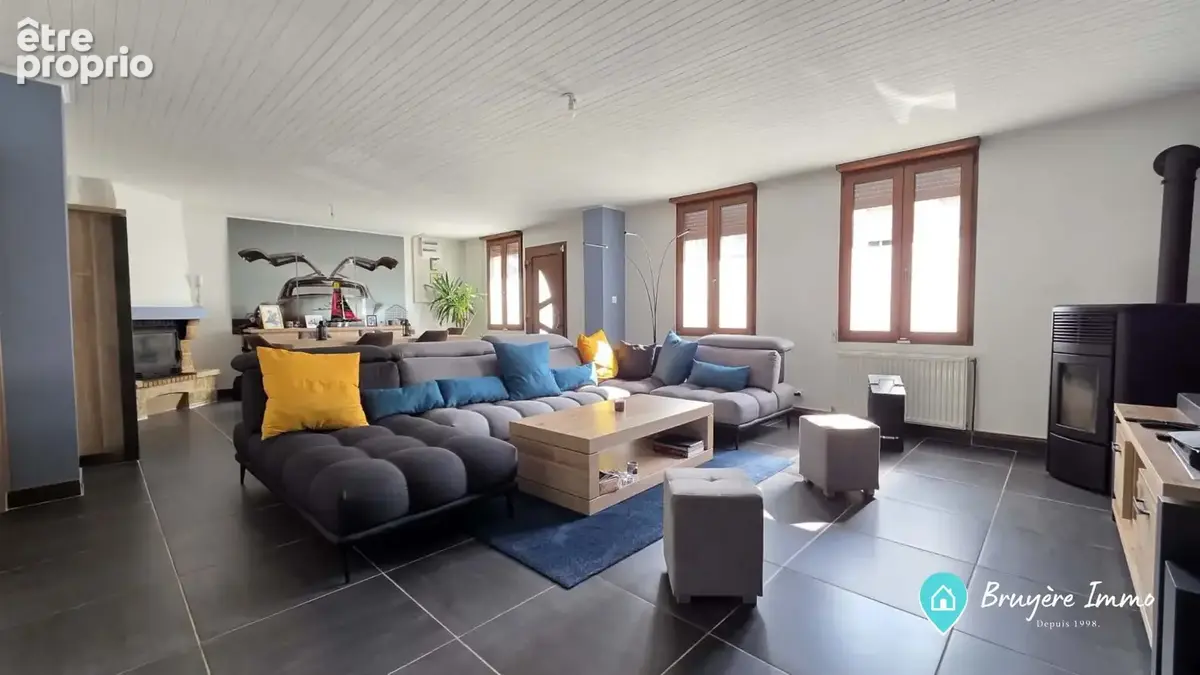 Maison 5 pièces 201 m² à vendre à Fourmies (59610) - photo 1