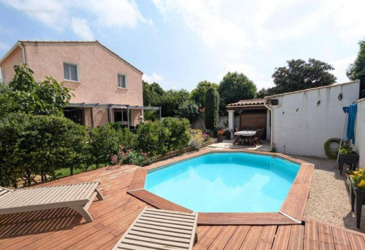 Maison à REDESSAN