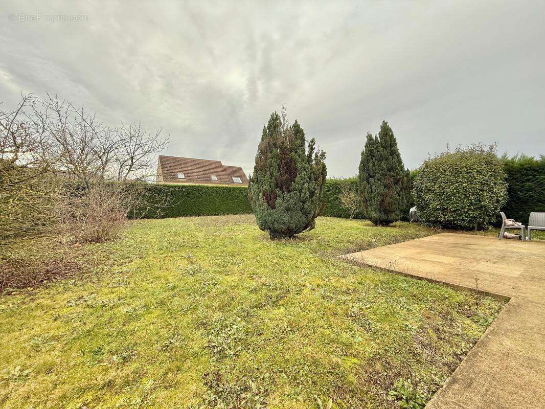 Maison à LONGECOURT-EN-PLAINE