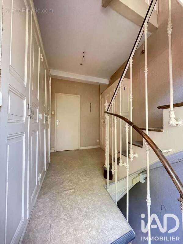 Maison 153 m² à Arfeuilles  - photo 6