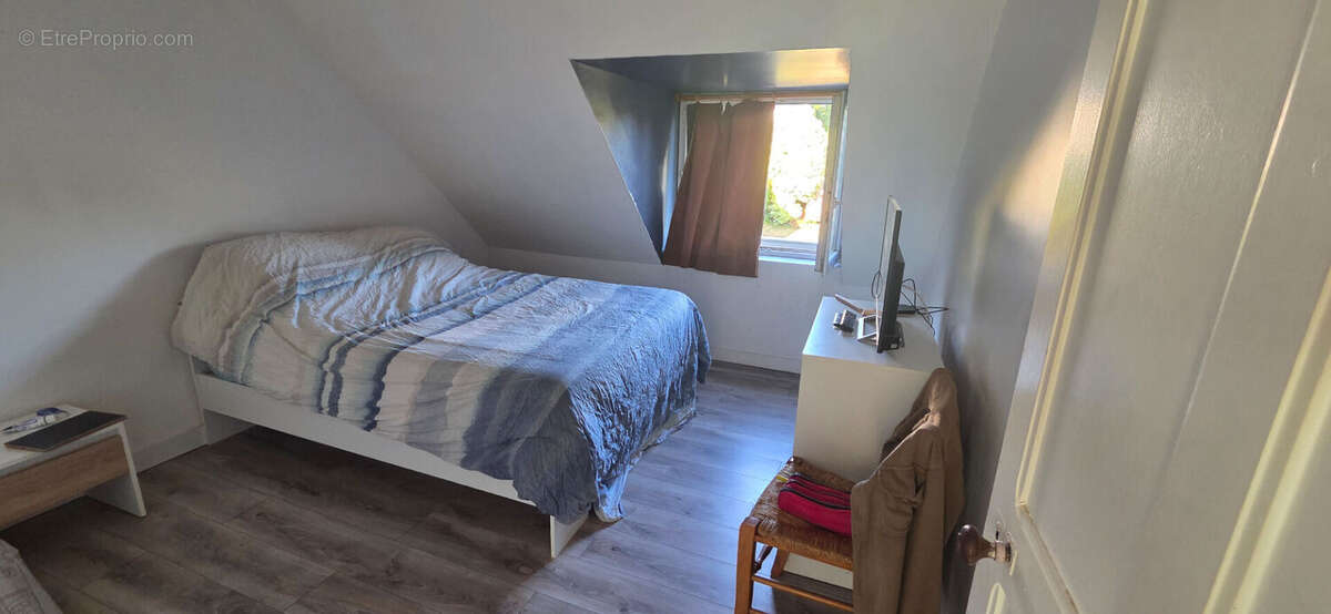 PLESTIN-LES-GREVES - Maison 106m² - 6 Pièces - photo 17