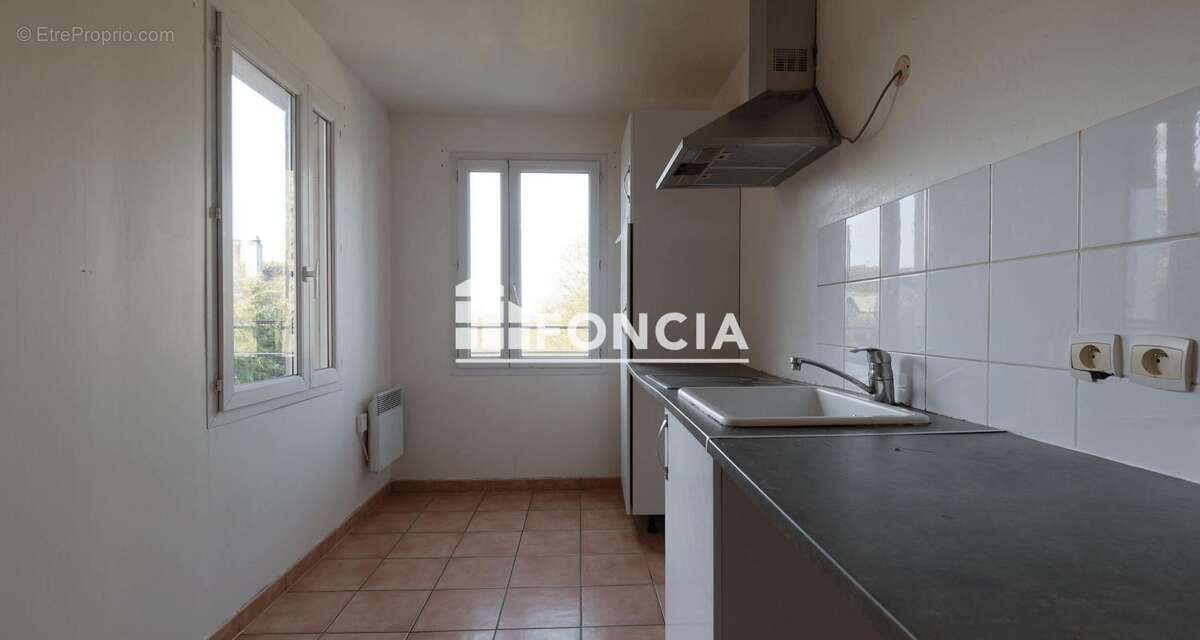 Appartement à CORBEIL-ESSONNES