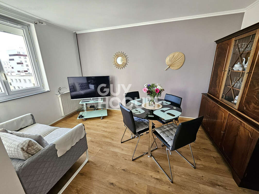 Appartement à ROSNY-SOUS-BOIS