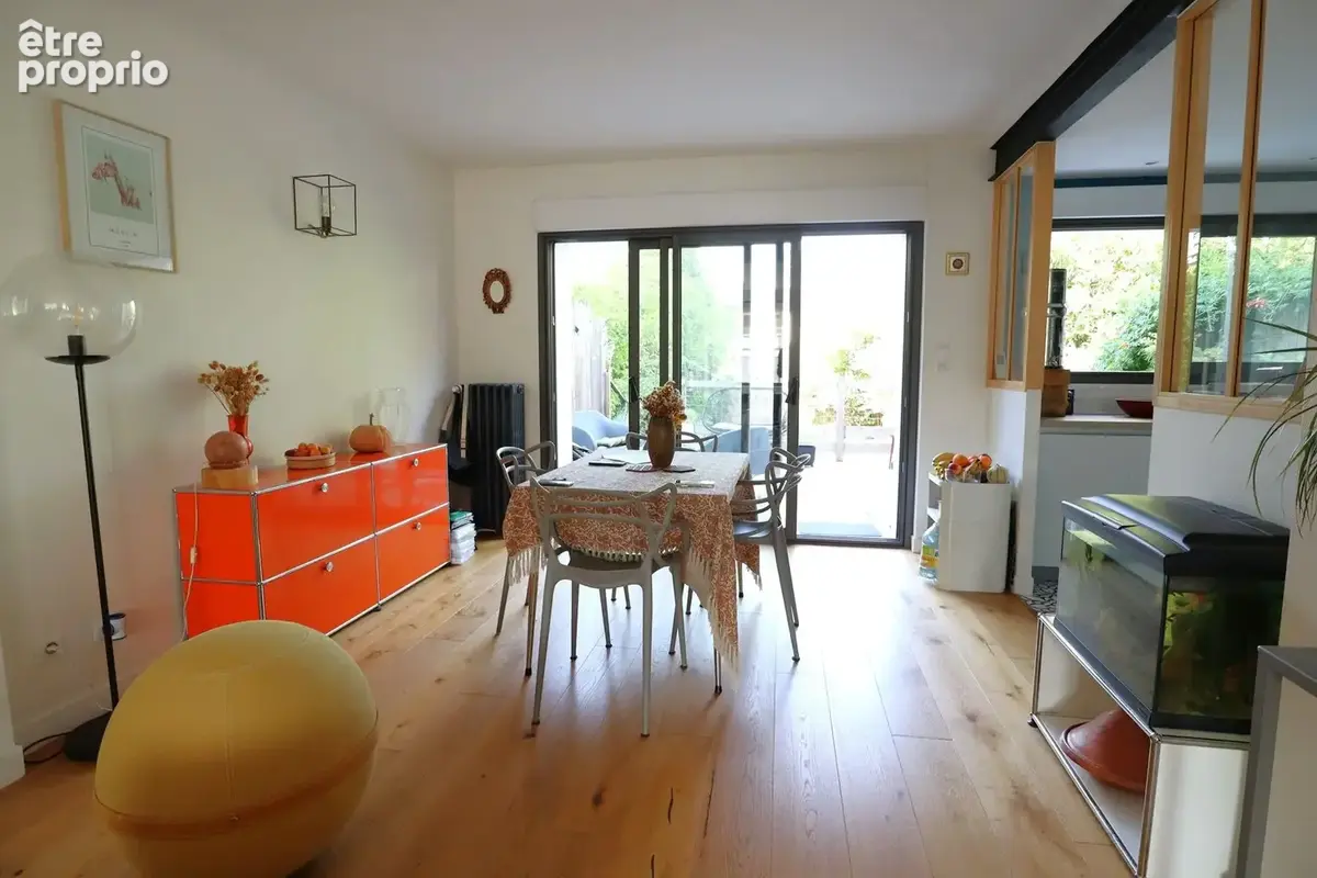 CENTRE VILLE - GARE, Maison offrant 133 m2 avec 2 parties 'NUIT' distinctes - photo 6