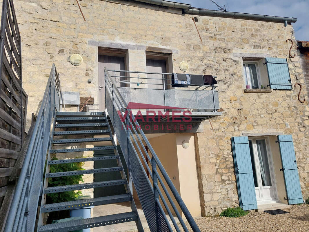 Appartement à SEUGY