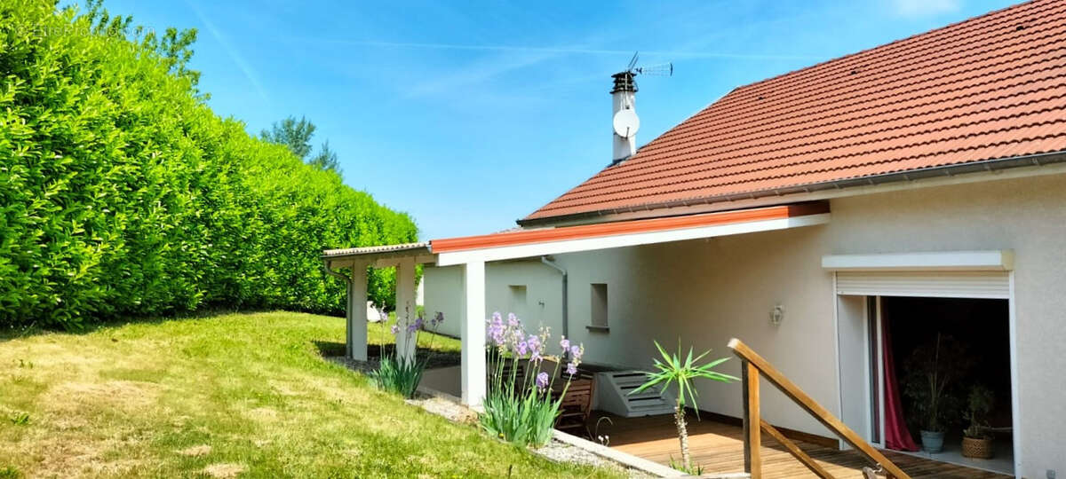 Maison à DOLOMIEU