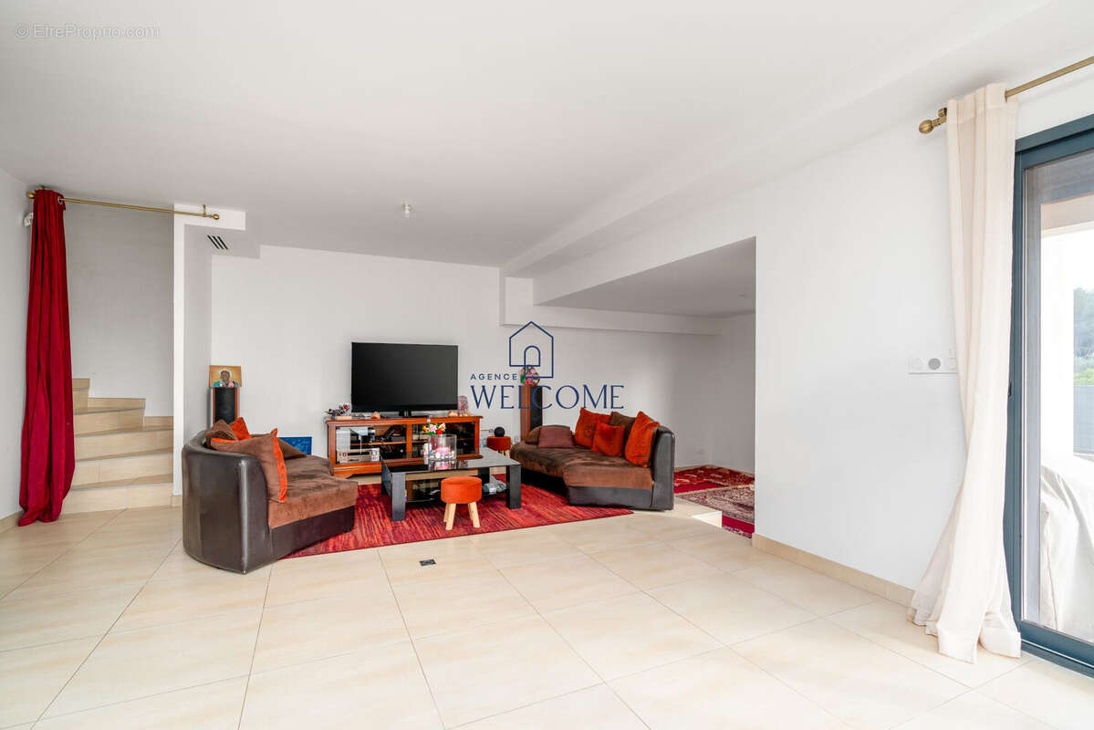 Maison à AIGUES-VIVES