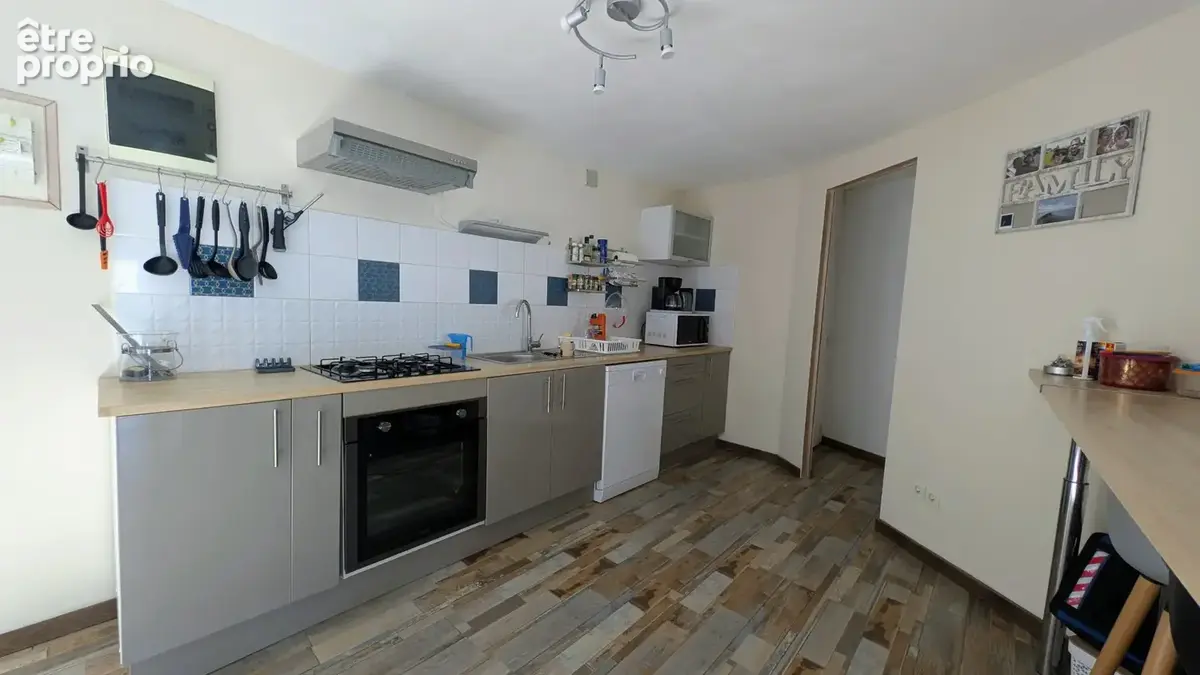 Maison de bourg familiale + locatif - photo 4