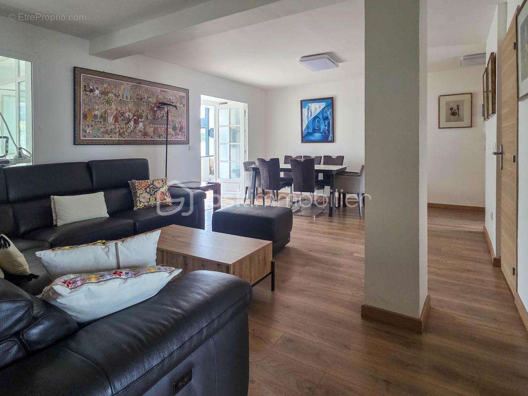 Appartement à BOISSY-SAINT-LEGER