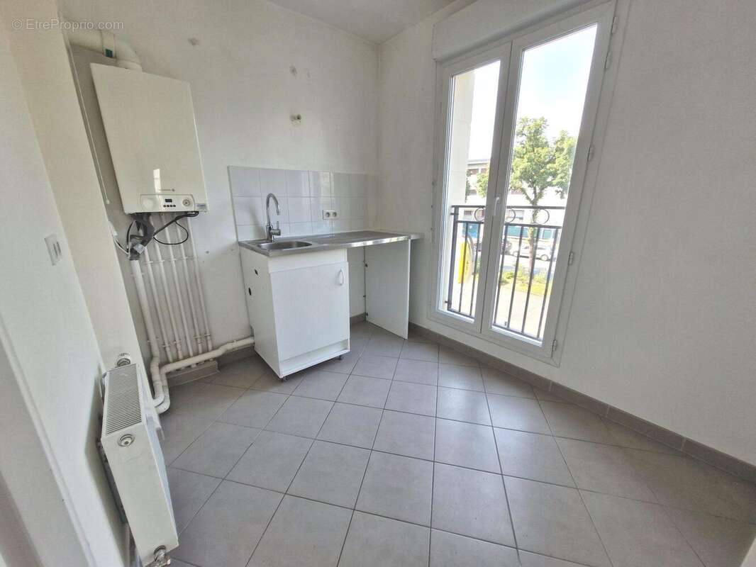 Appartement 65 m² à Maisons-Alfort  - photo 4
