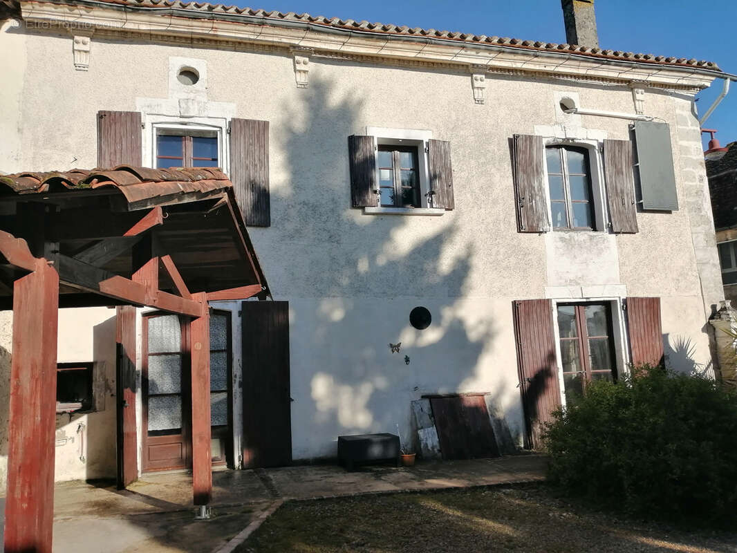Maison à SAINT-SEVERIN