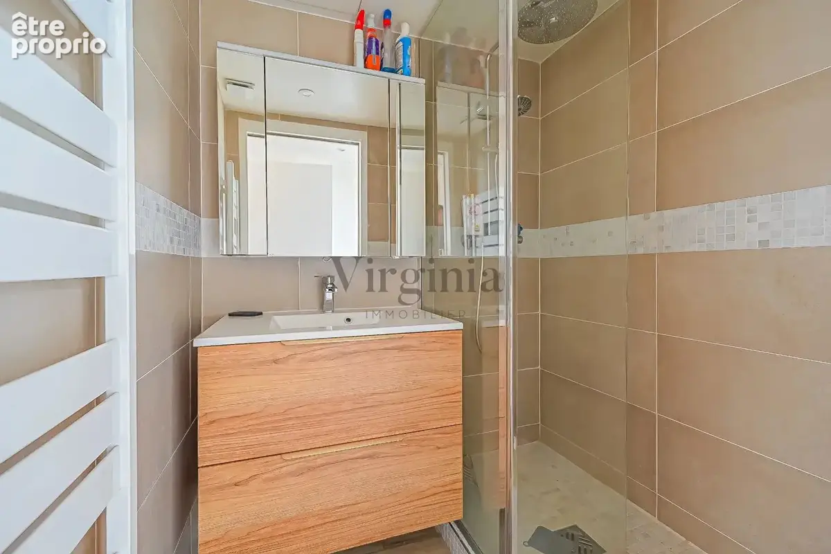 Duplex 6 pièces de 131 m² - 4 chambres - Terrasse de 40 m² - École Vétérinaire - photo 16