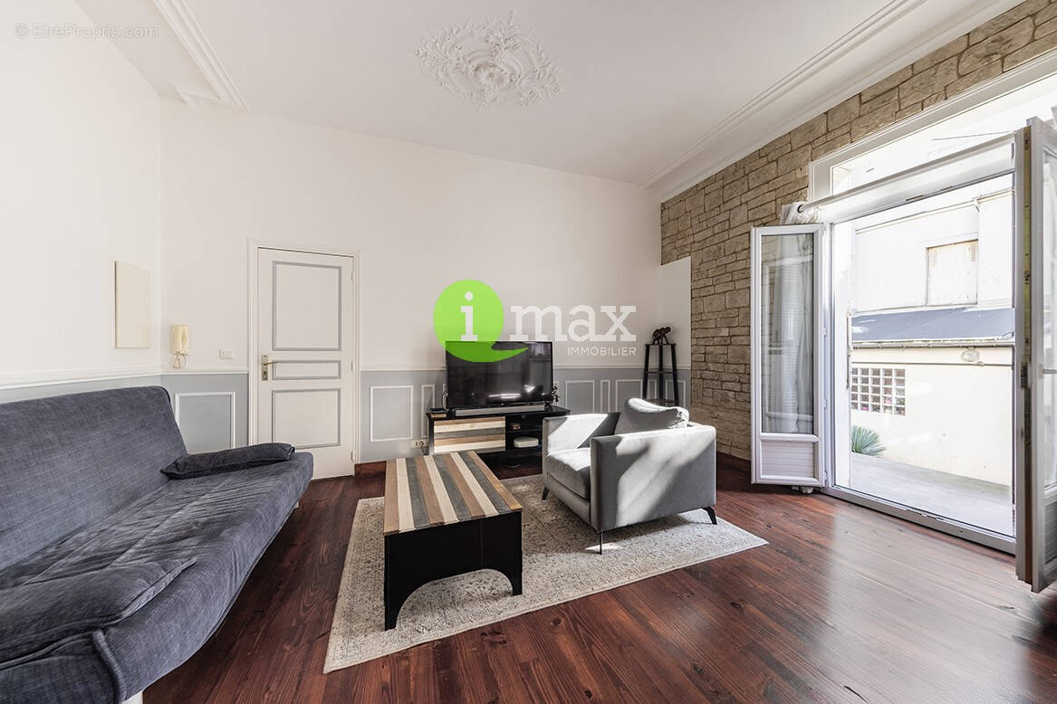 Appartement à CLICHY