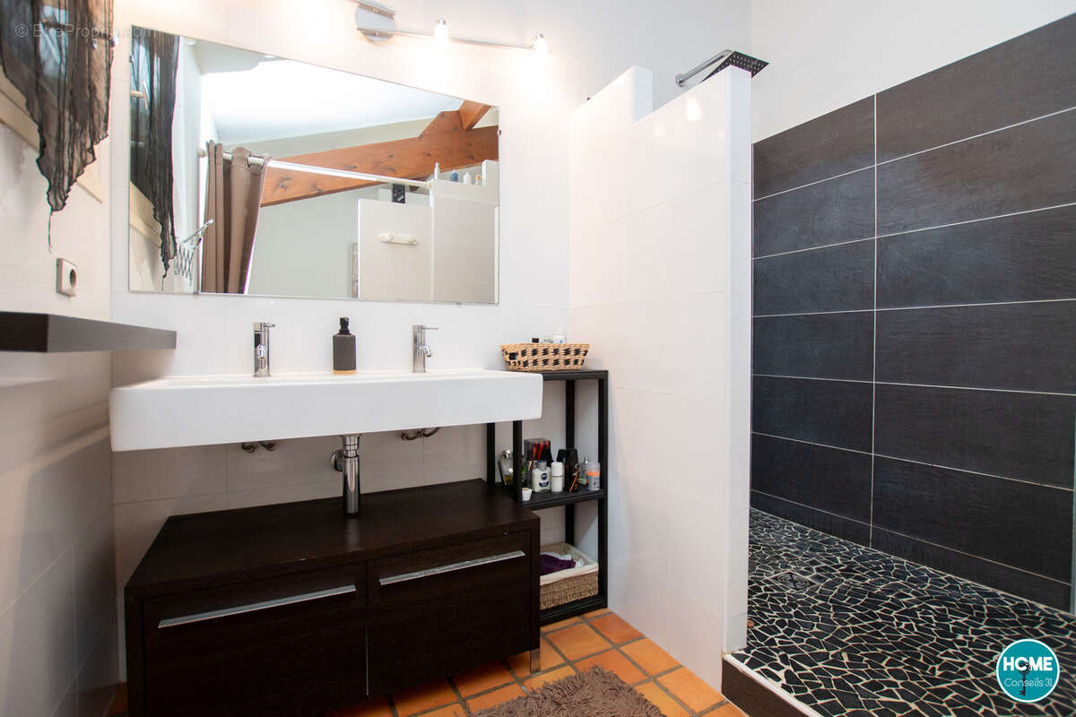 Maison à LABARTHE-SUR-LEZE