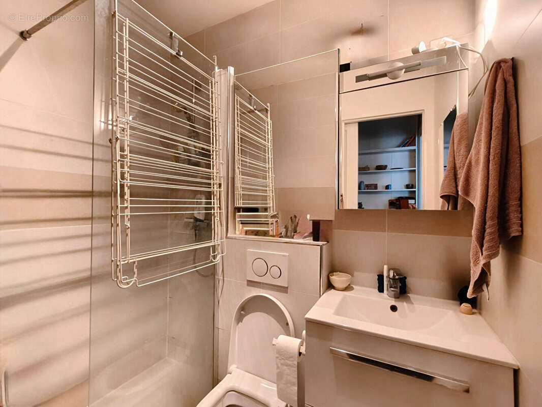 Appartement à PARIS-11E