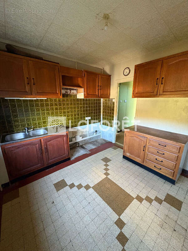 Maison à RIOM-ES-MONTAGNES