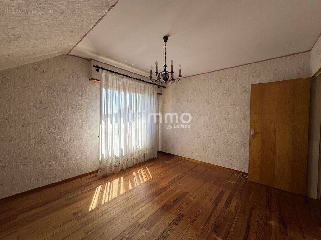 Maison 150 m²,4 chambres, dépendances et charme, Munchhouse - photo 7