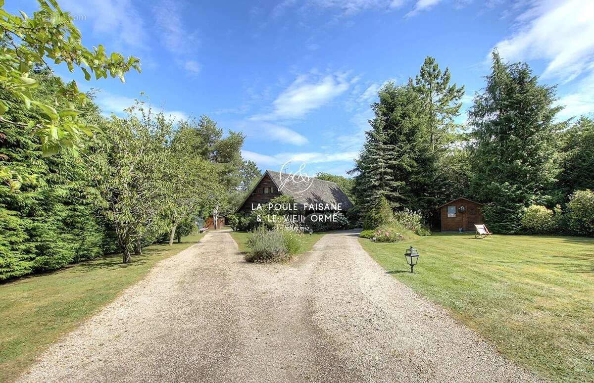Maison à SAINT-LEGER-EN-YVELINES