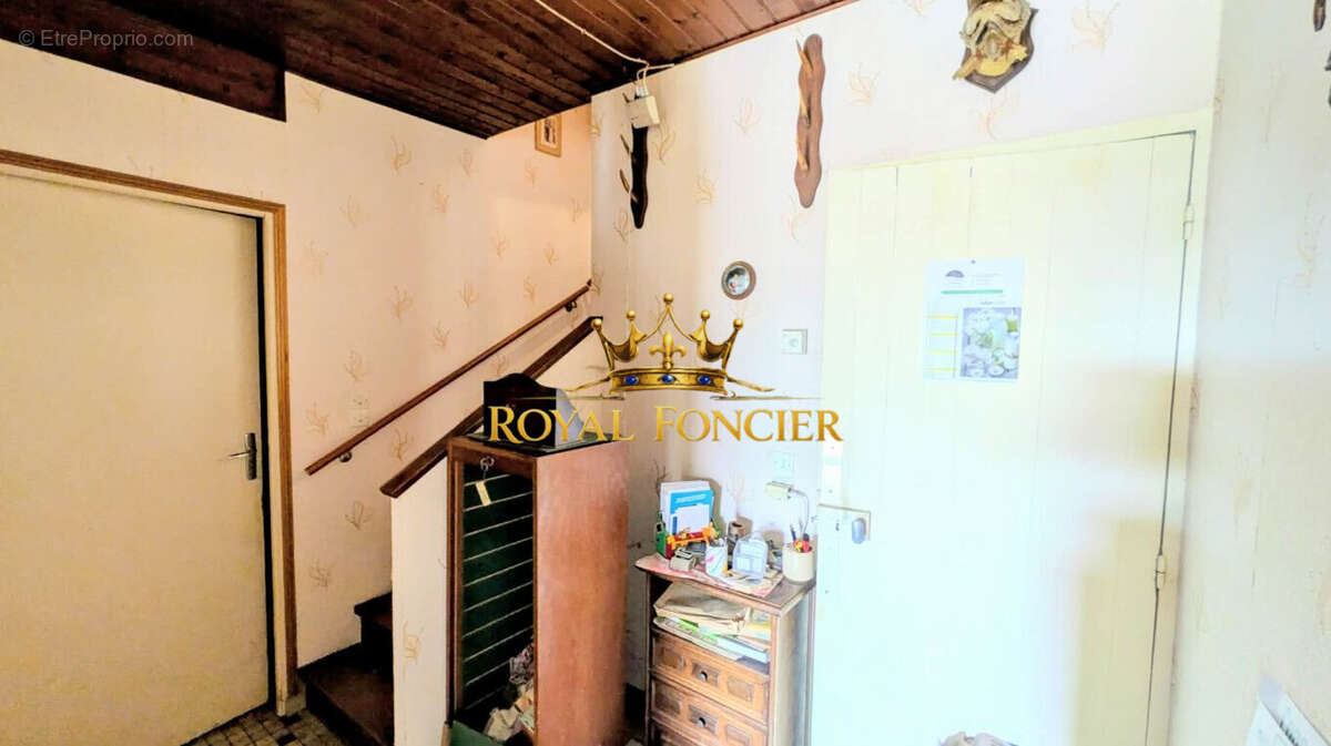 Maison 83 m² à Saint-Genest-D'ambiere  - photo 9