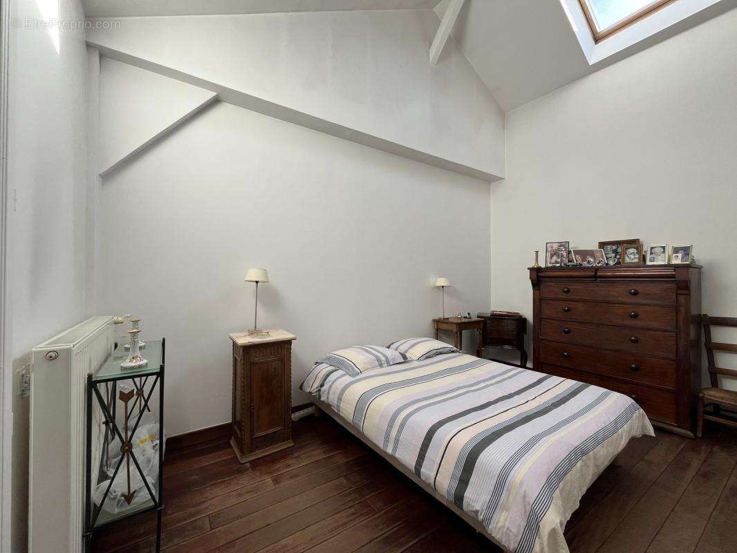 Maison à SAINTRY-SUR-SEINE