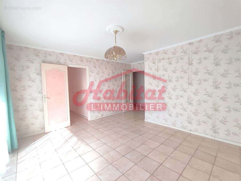 Appartement à CHELLES