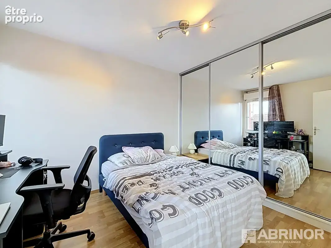 Appartement Lille 2 pièce(s) 38.15 m2 - photo 2