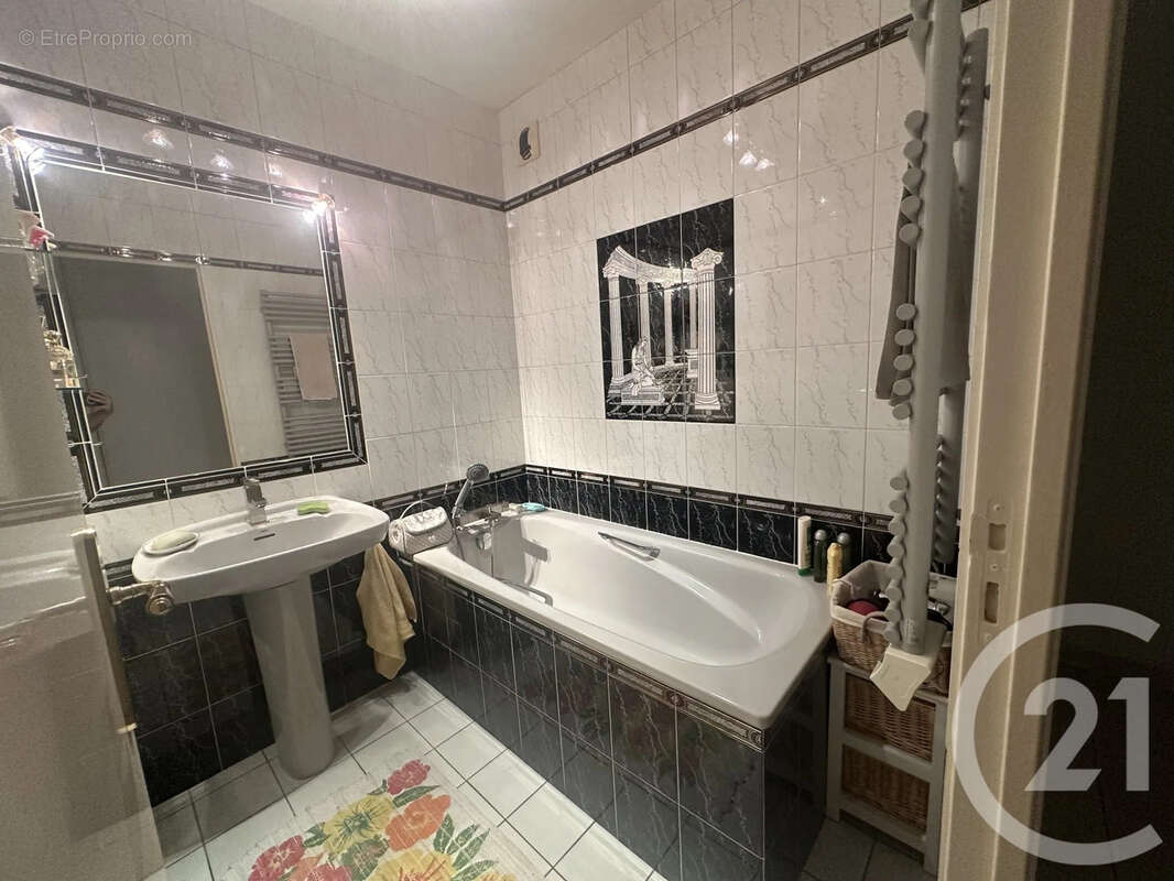 Appartement à AULNAY-SOUS-BOIS