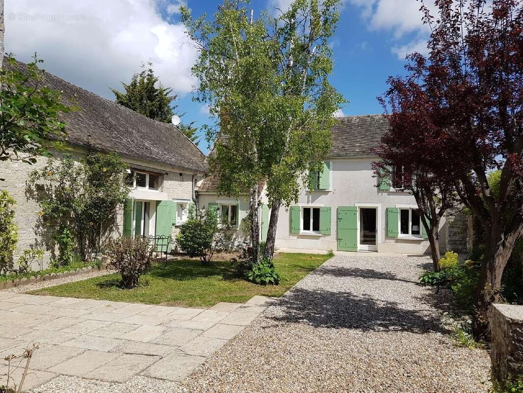 Maison à MILLY-LA-FORET