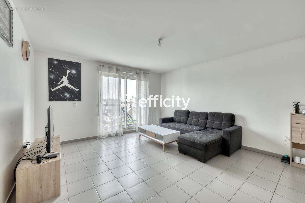 Appartement à CHELLES