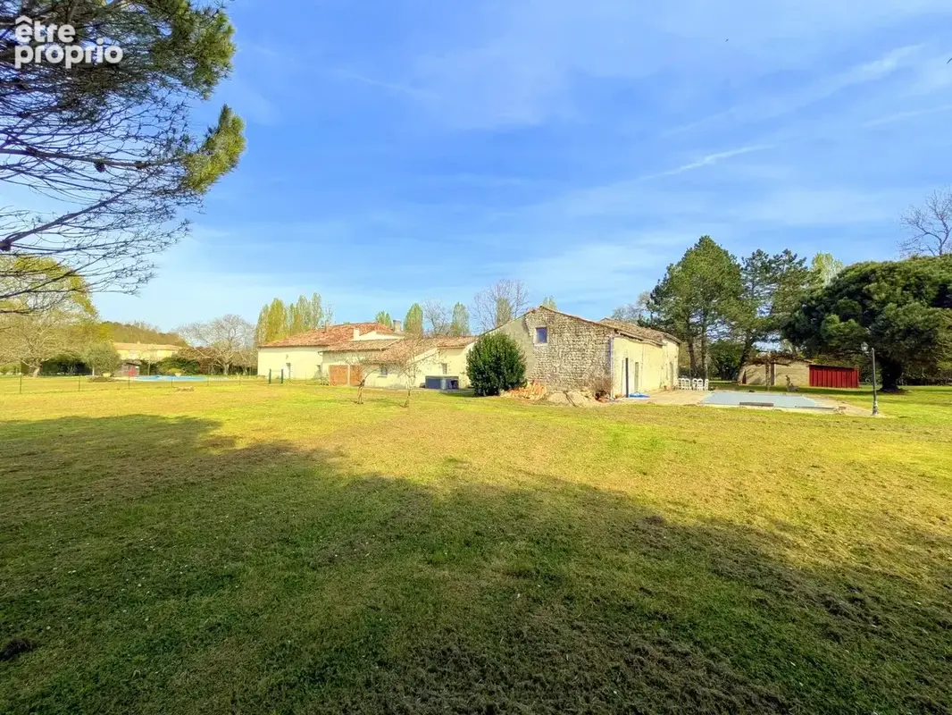 Magnifique Manoir avec 2 Maisons d'amis & 2 Piscines - photo 26